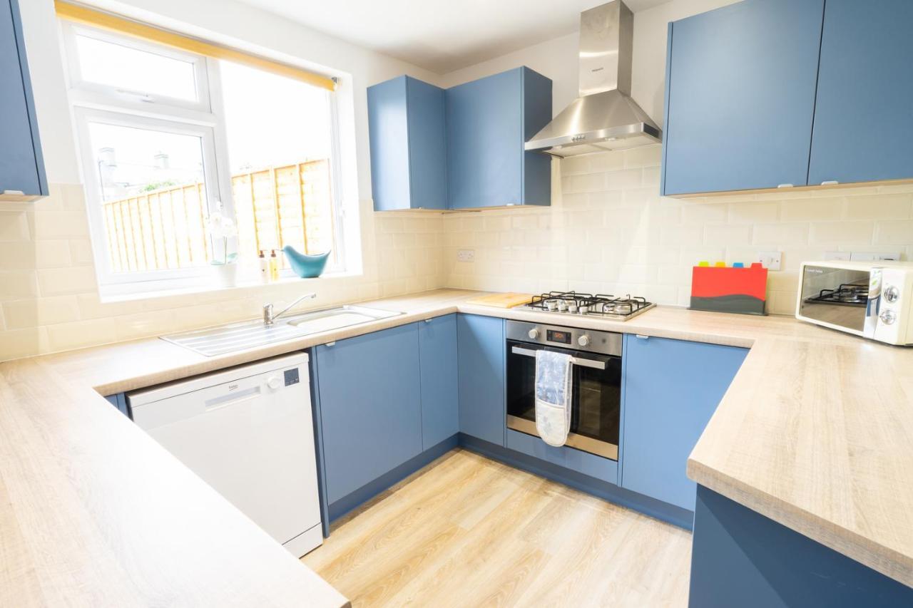 Newly-Renovated, Mid-Terrace Cottage In Porthmadog Exterior photo