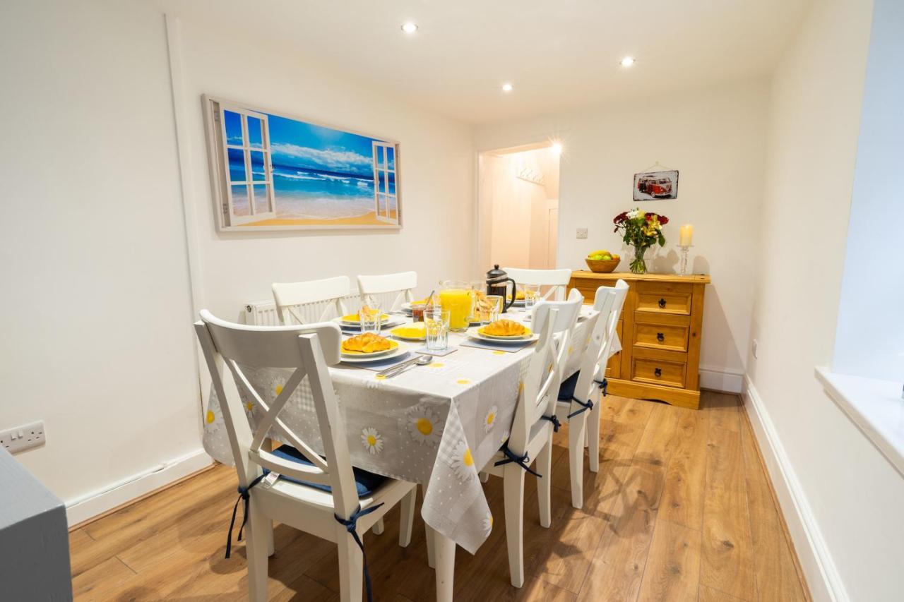 Newly-Renovated, Mid-Terrace Cottage In Porthmadog Exterior photo